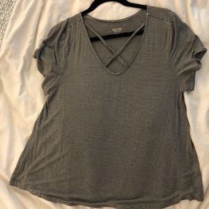 Short sleeve striped shirt